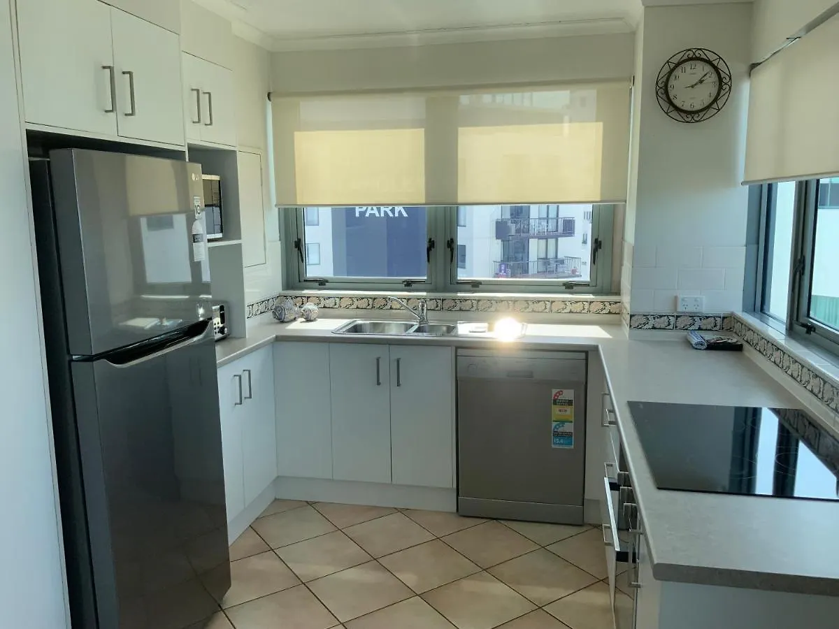 Apartment Beachfront Towers Maroochydore