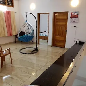https://hill-crown-wonder-palace.kerala-hotels.net
