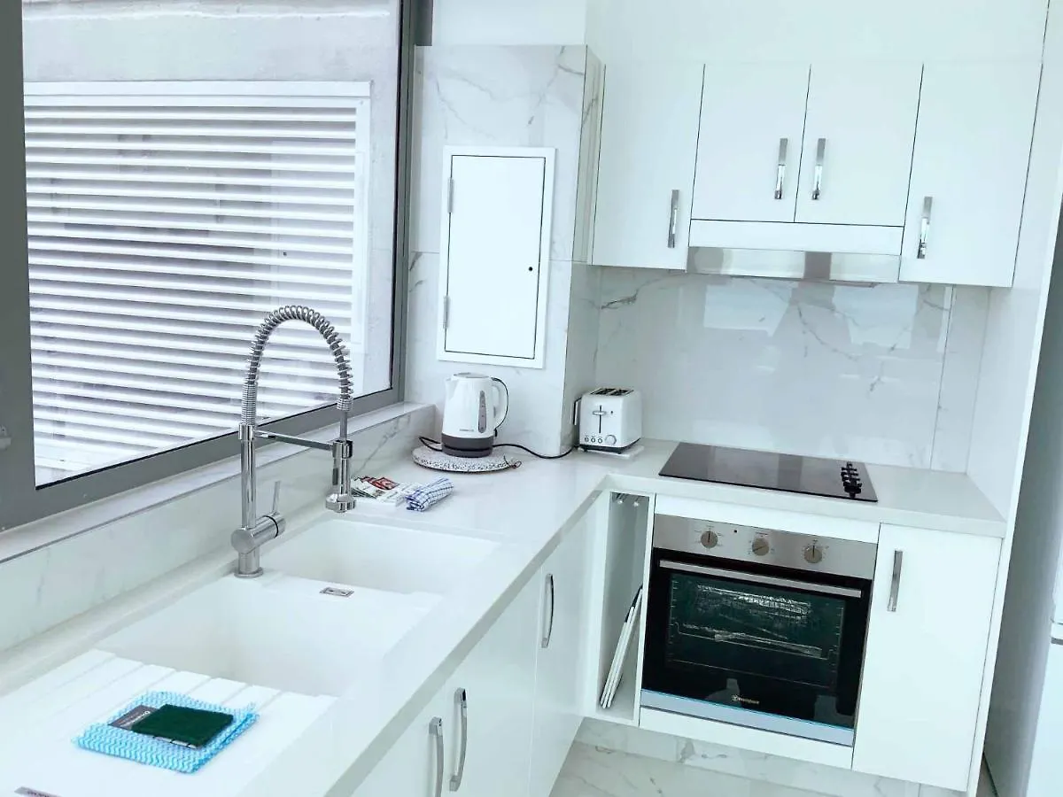 Beachfront Towers Maroochydore Apartment