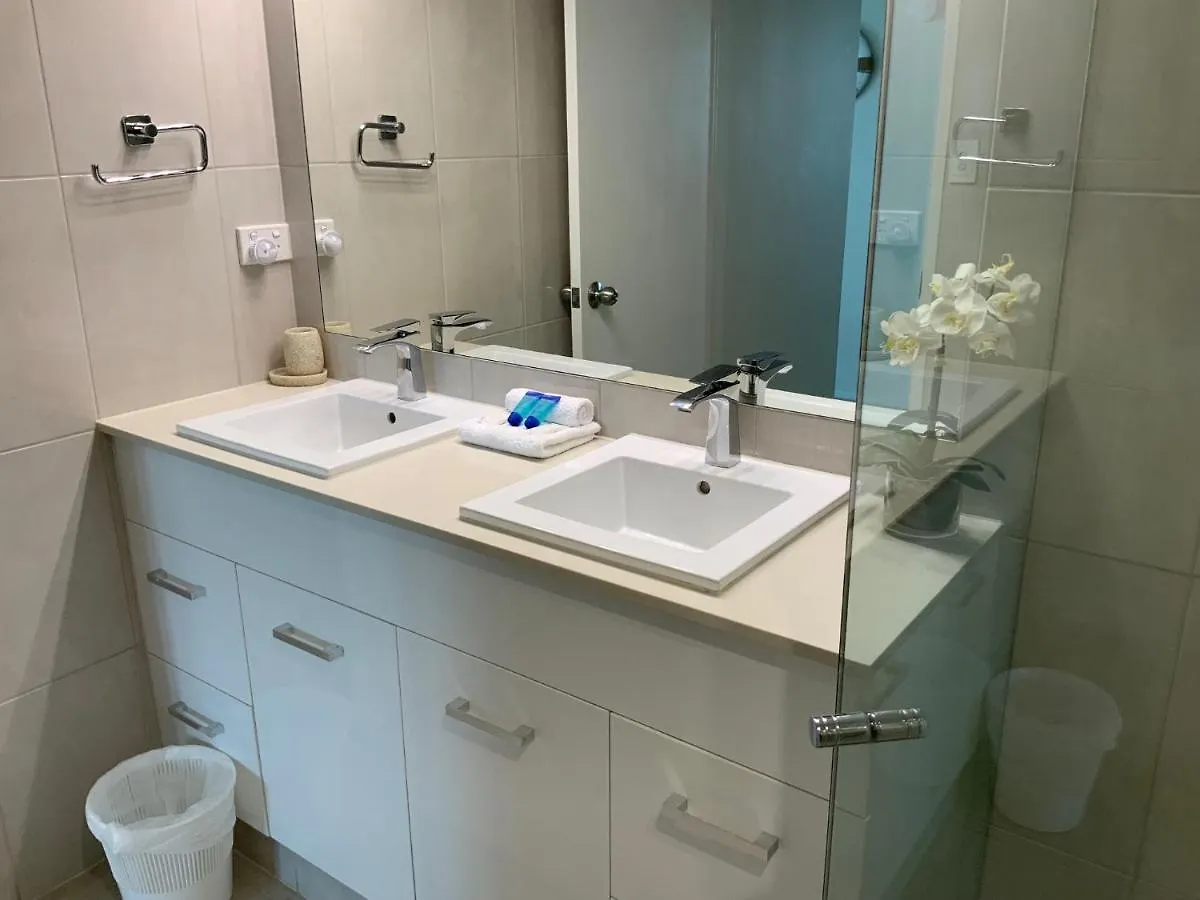 Beachfront Towers Maroochydore Apartment